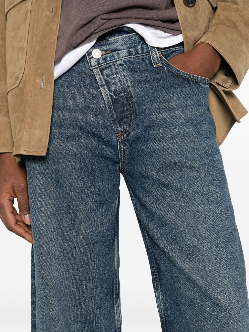 AGOLDE Jeans blu barrel con chiusura asimmetrica ed effetto wash