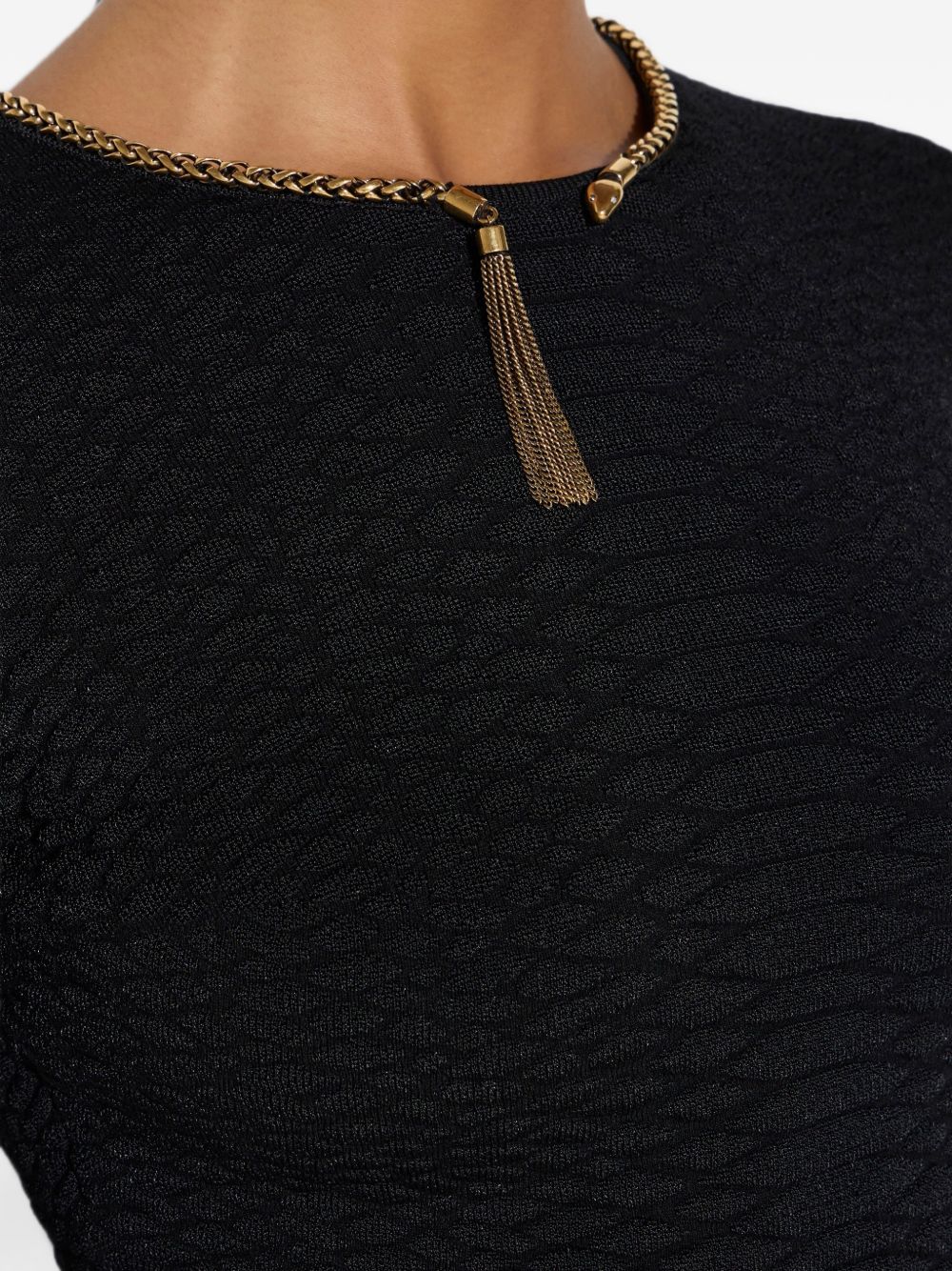 ELISABETTA FRANCHI Maglia nera top crop con dettaglio dorato al collo