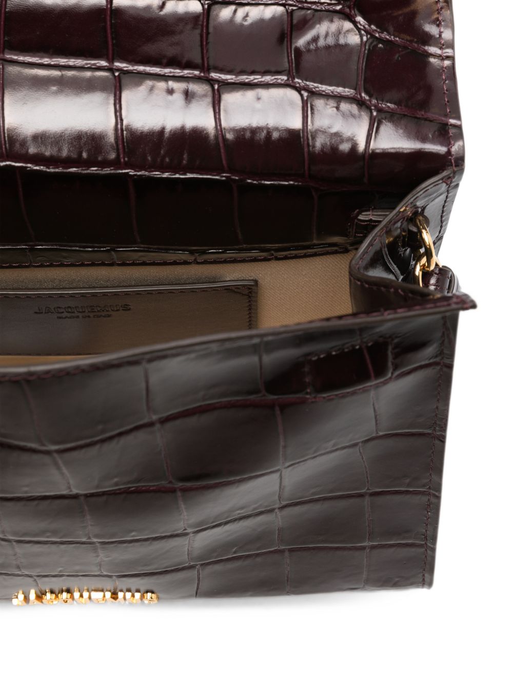 JACQUEMUS Borsa Le Sac Rond Carré bordeaux effetto coccodrillo
