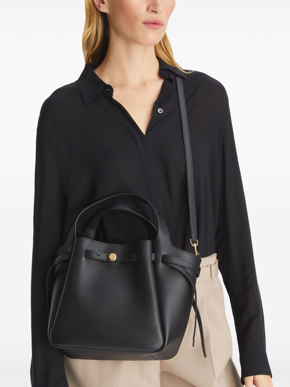 TORY BURCH Borsa a mano Romy in pelle martellata con tracolla rimovibile