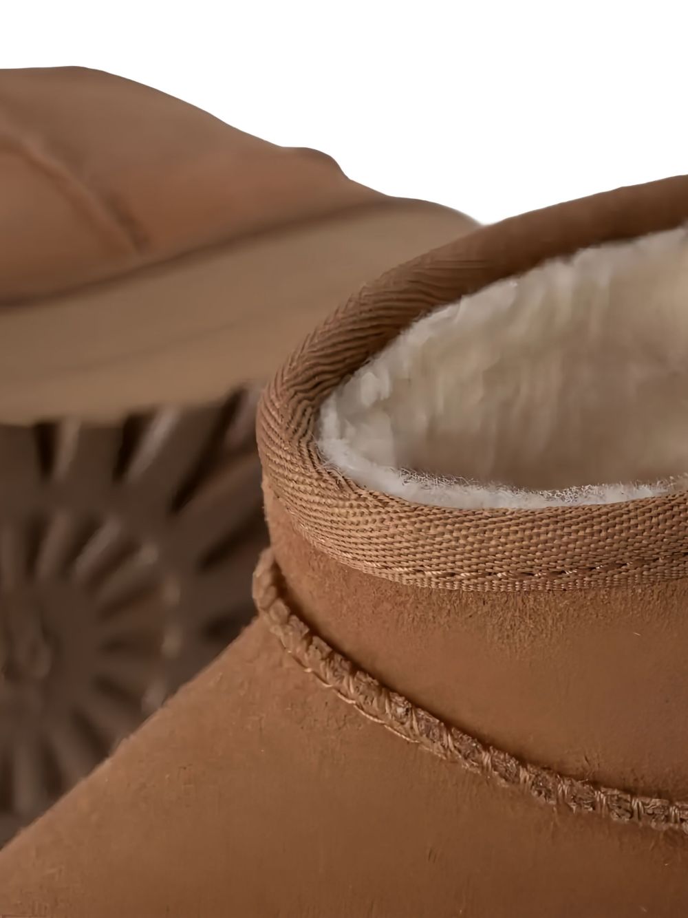 UGG Stivaletti Classic Ultra Mini Platform in camoscio marrone castagna