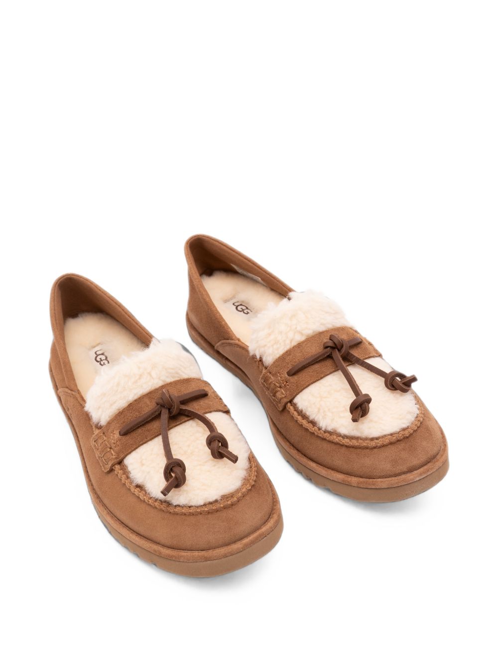 UGG Zora Loafer mocassino in camoscio beige