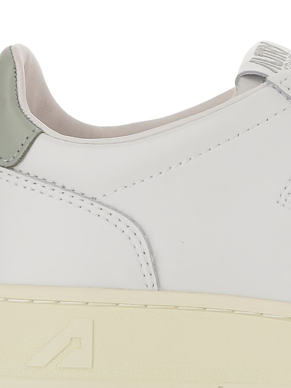 AUTRY Sneakers 'Medalist' in pelle