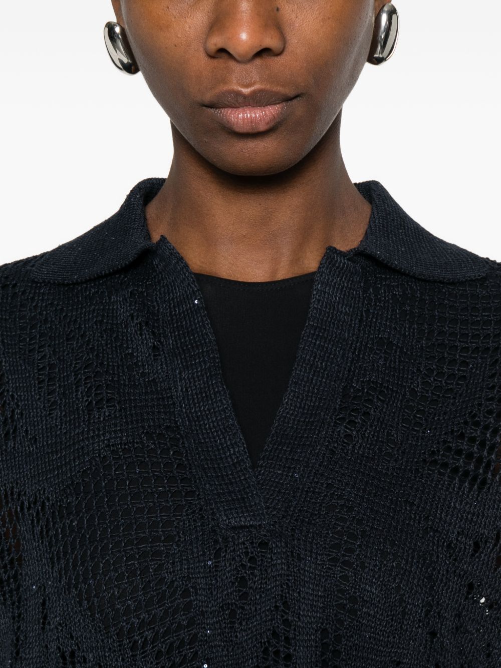 BRUNELLO CUCINELLI Blusa traforata in cotone blu scuro con scollo a V
