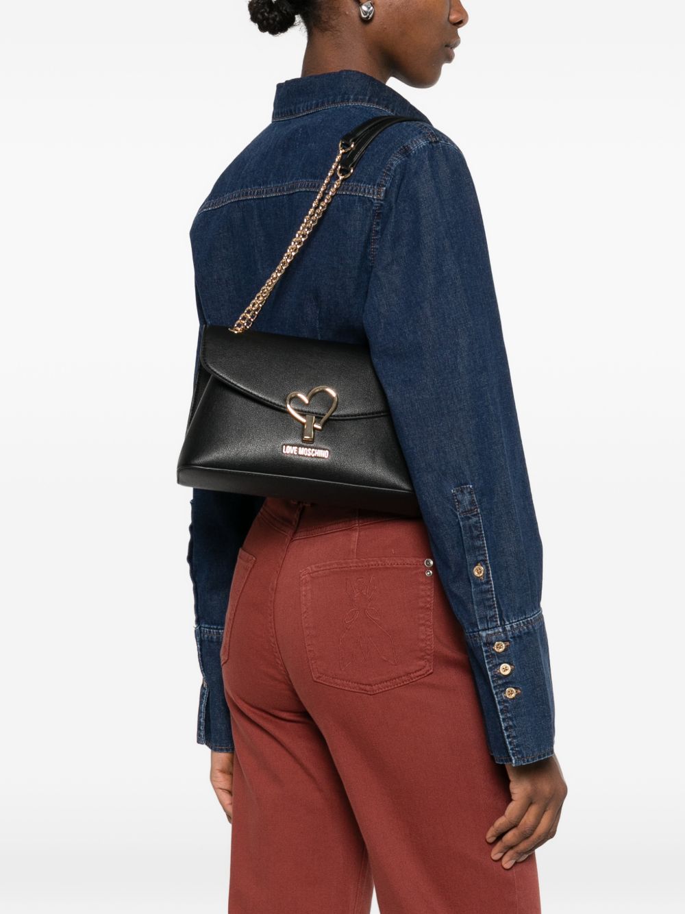 LOVE MOSCHINO Borsa nera in ecopelle con catenina dorata e chiusura a cuore