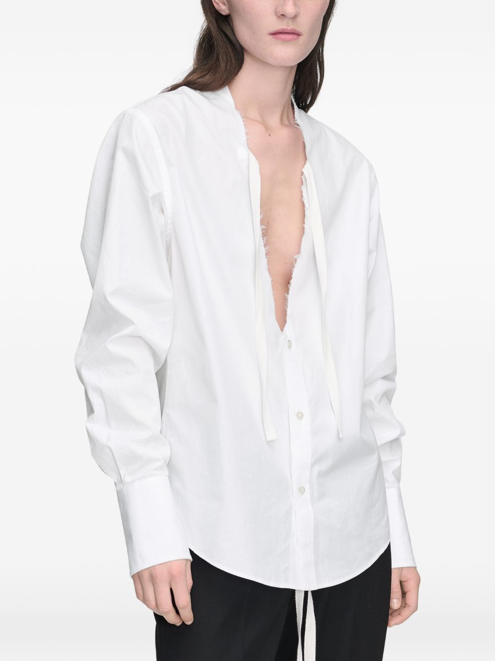 MAISON MARGIELA Camicia bianca con tagli cut e scollo a V