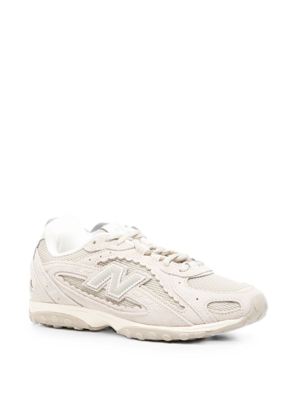 NEW BALANCE Sneakers 204L avorio con tomaia in mesh e rivestimenti in suede
