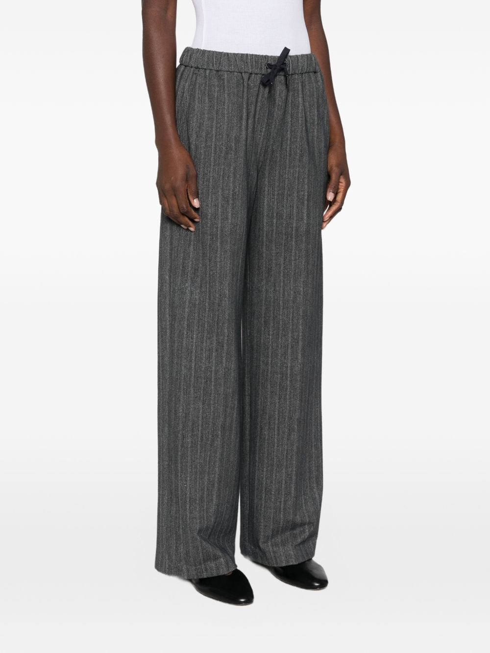CIRCOLO 1901 Pantaloni gessati grigi in cotone con coulisse in vita 