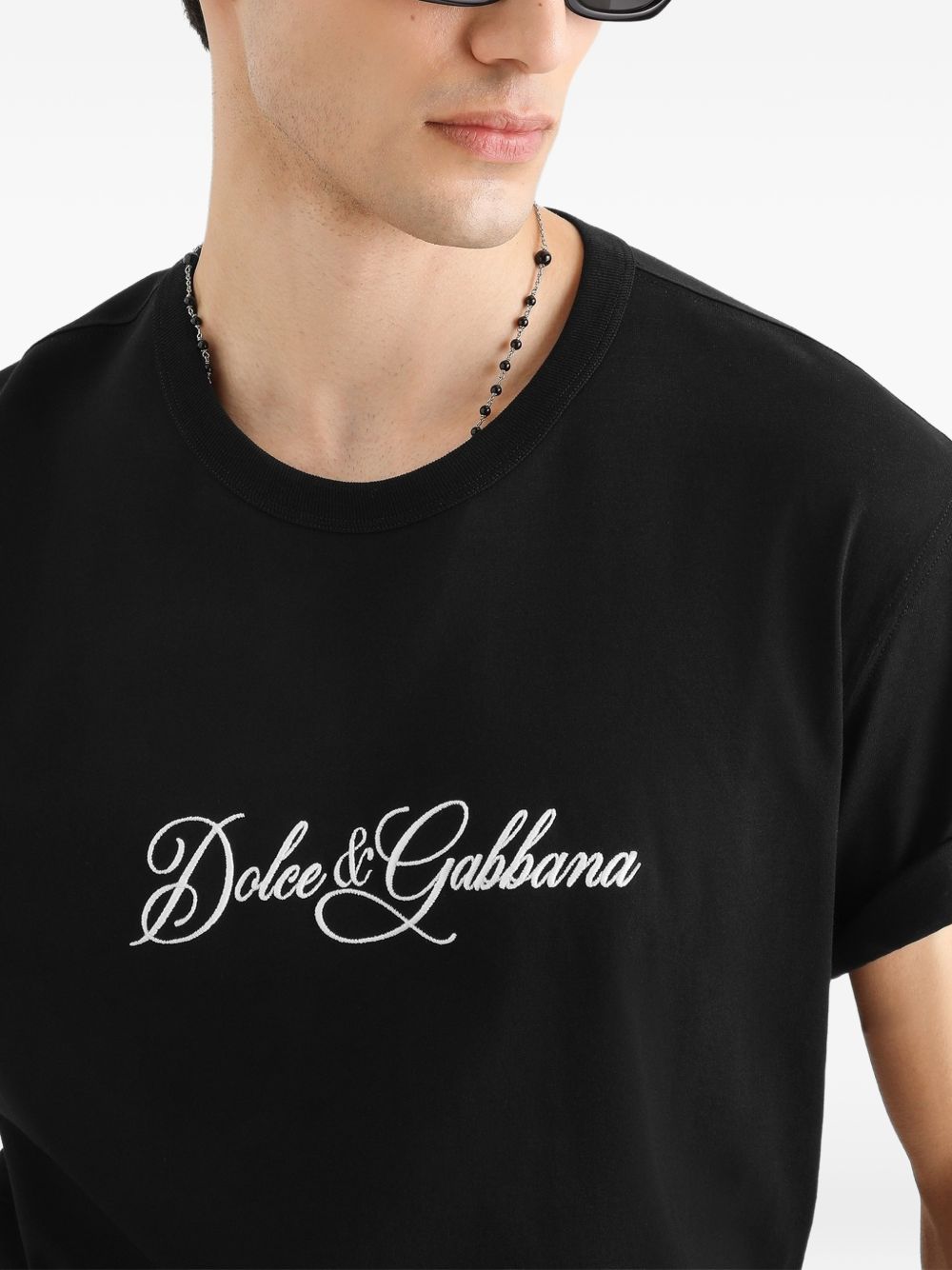 DOLCE e GABBANA T-shirt con logo ricamato in cotone nero 
