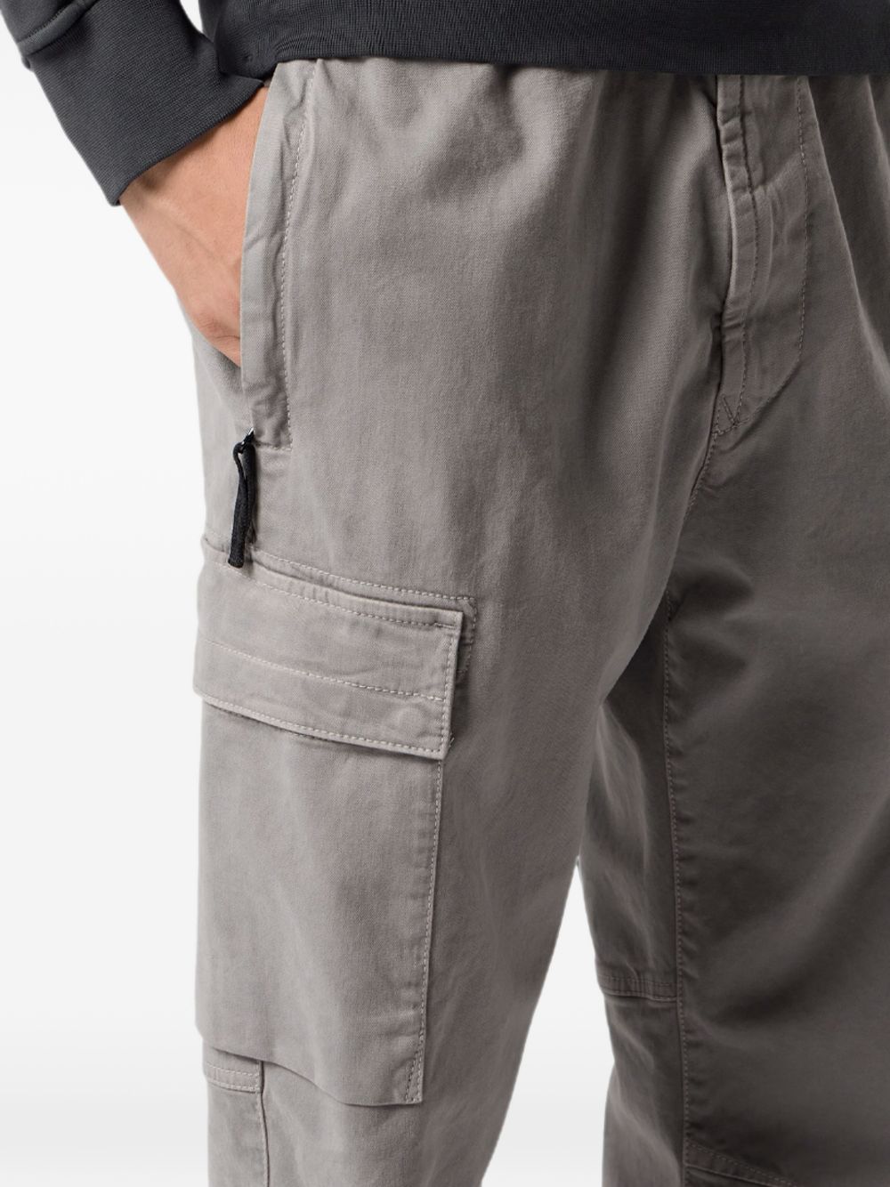STONE ISLAND Pantaloni sportivi uomo in cotone con tasche cargo 