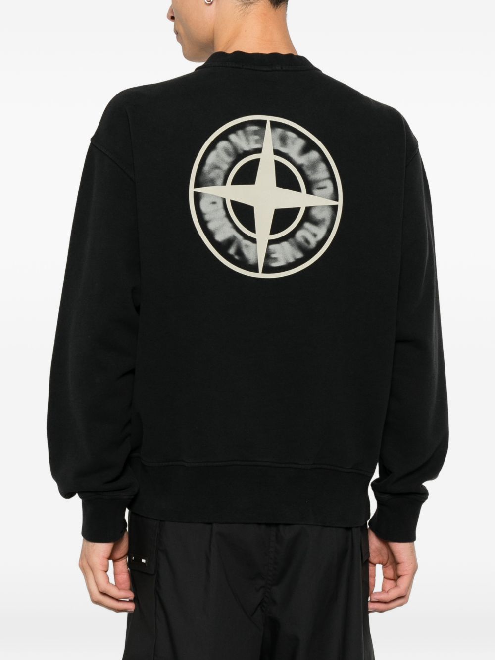 STONE ISLAND Felpa blu in cotone a girocollo con patch logo 