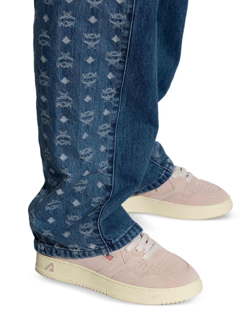 AUTRY Sneakers 'Medalist' in pelle scamosciata rosa 