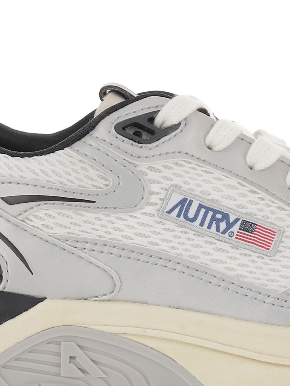 AUTRY Sneakers 'Hyperway' 