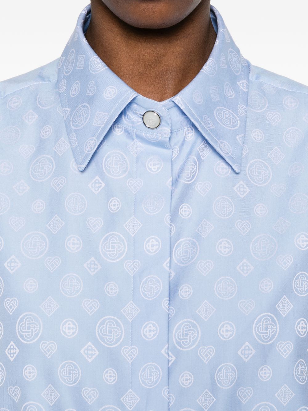 CASABLANCA Camicia svasata in cotone celeste con logo bianco all-over 