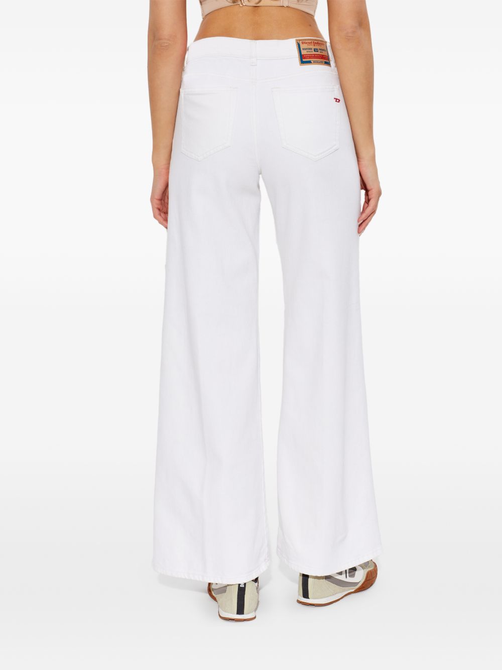 DIESEL Jeans a cinque tasche in cotone bianco con logo applicato 