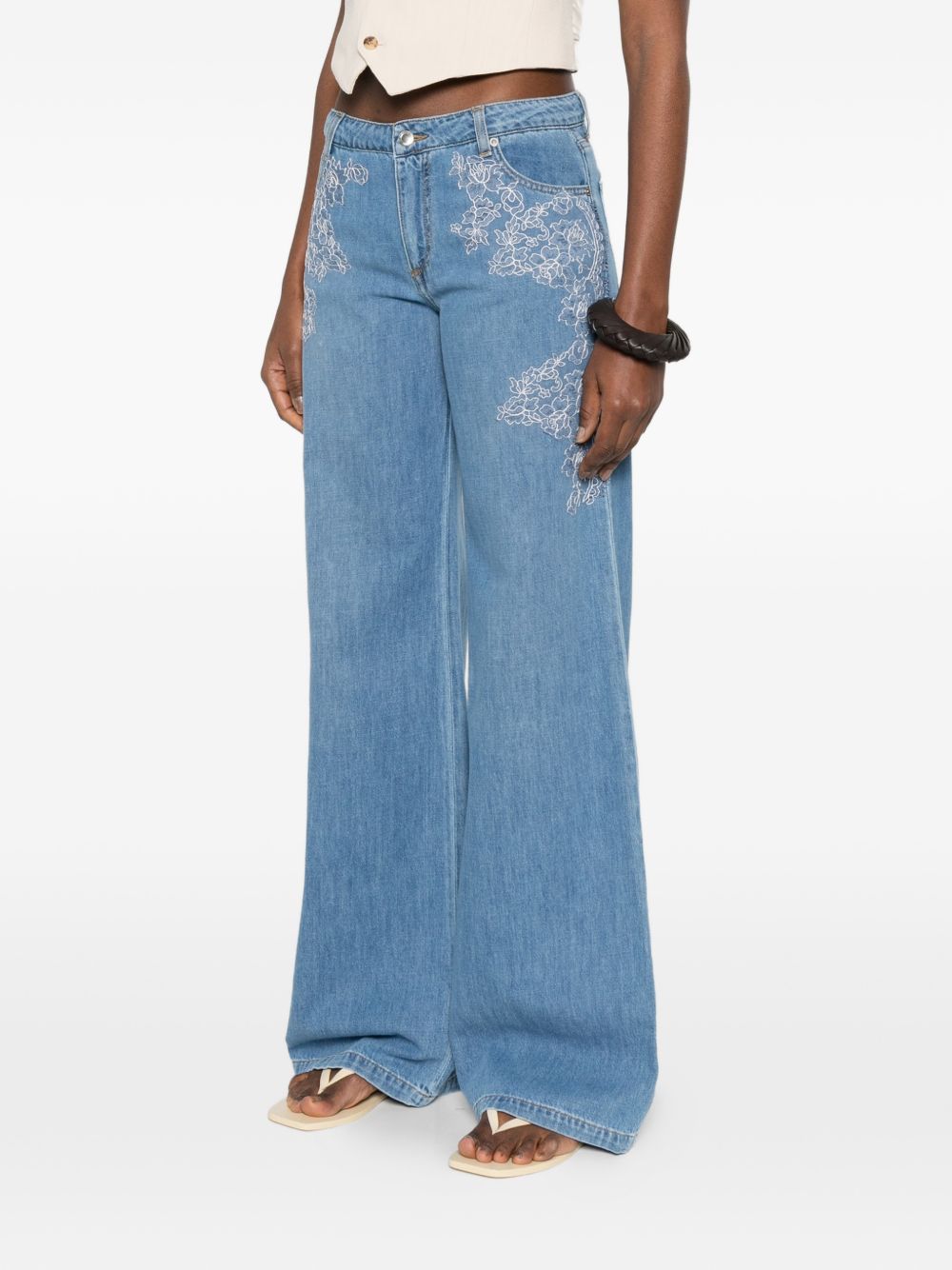 ERMANNO FIRENZE Pantaloni blu jeans con dettagli in crochet 