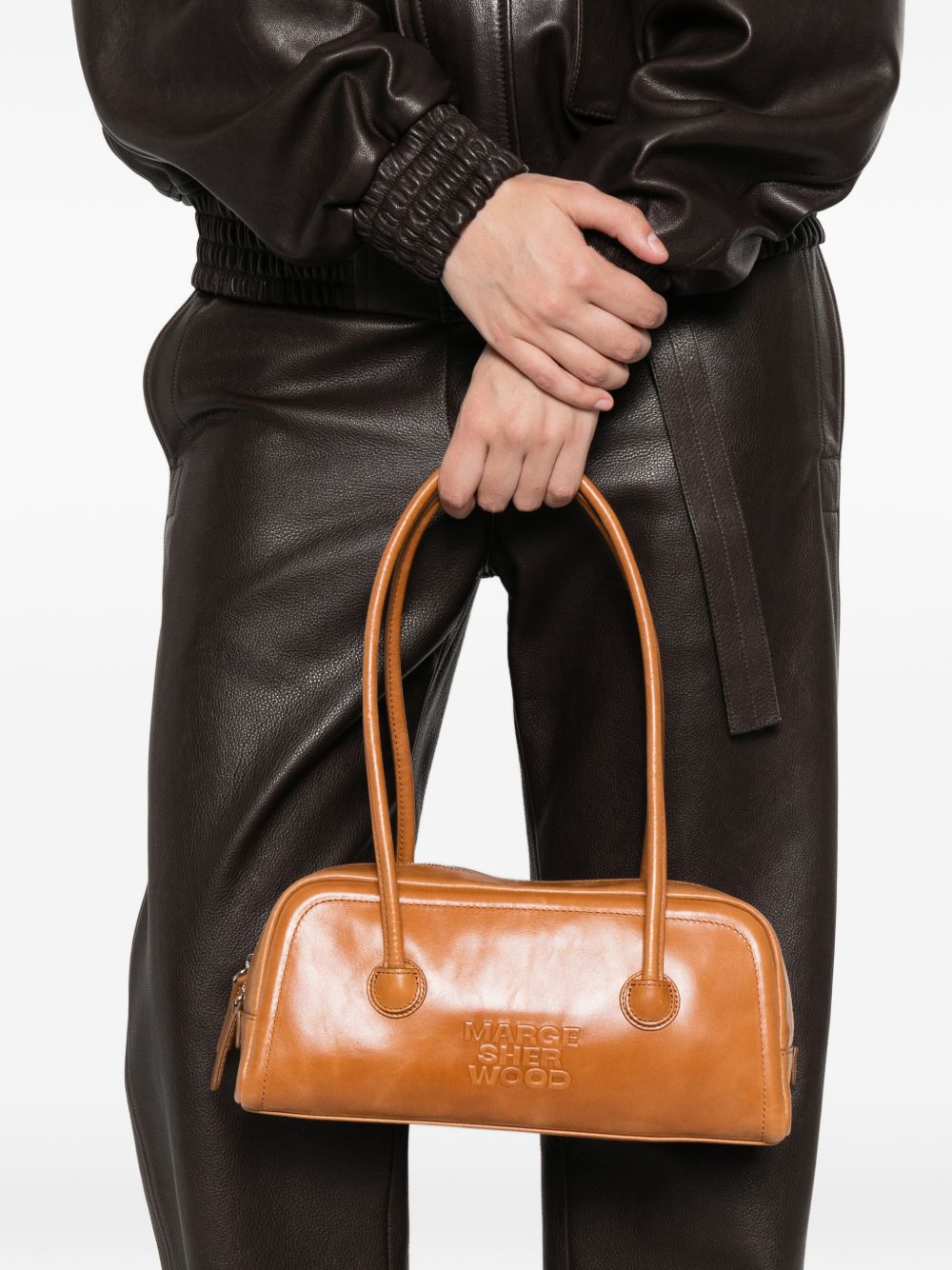 MARGESHERWOOD Borsa in pelle Soft Baguette con logo impresso marrone 