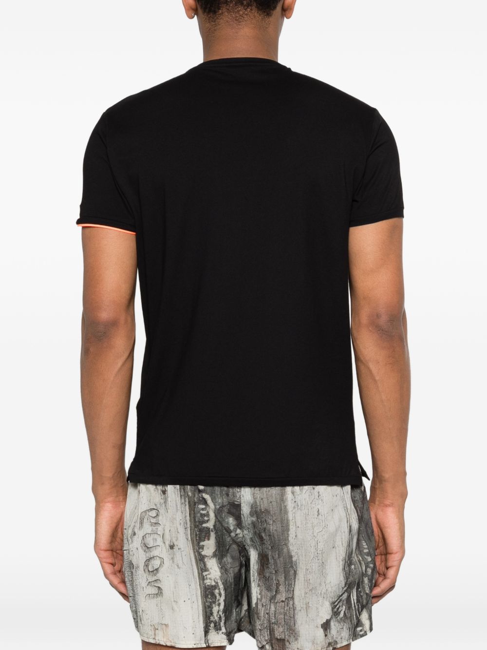 RRD ROBERTO RICCI DESIGNS T-shirt in cotone nero con bordo a contrasto arancione 
