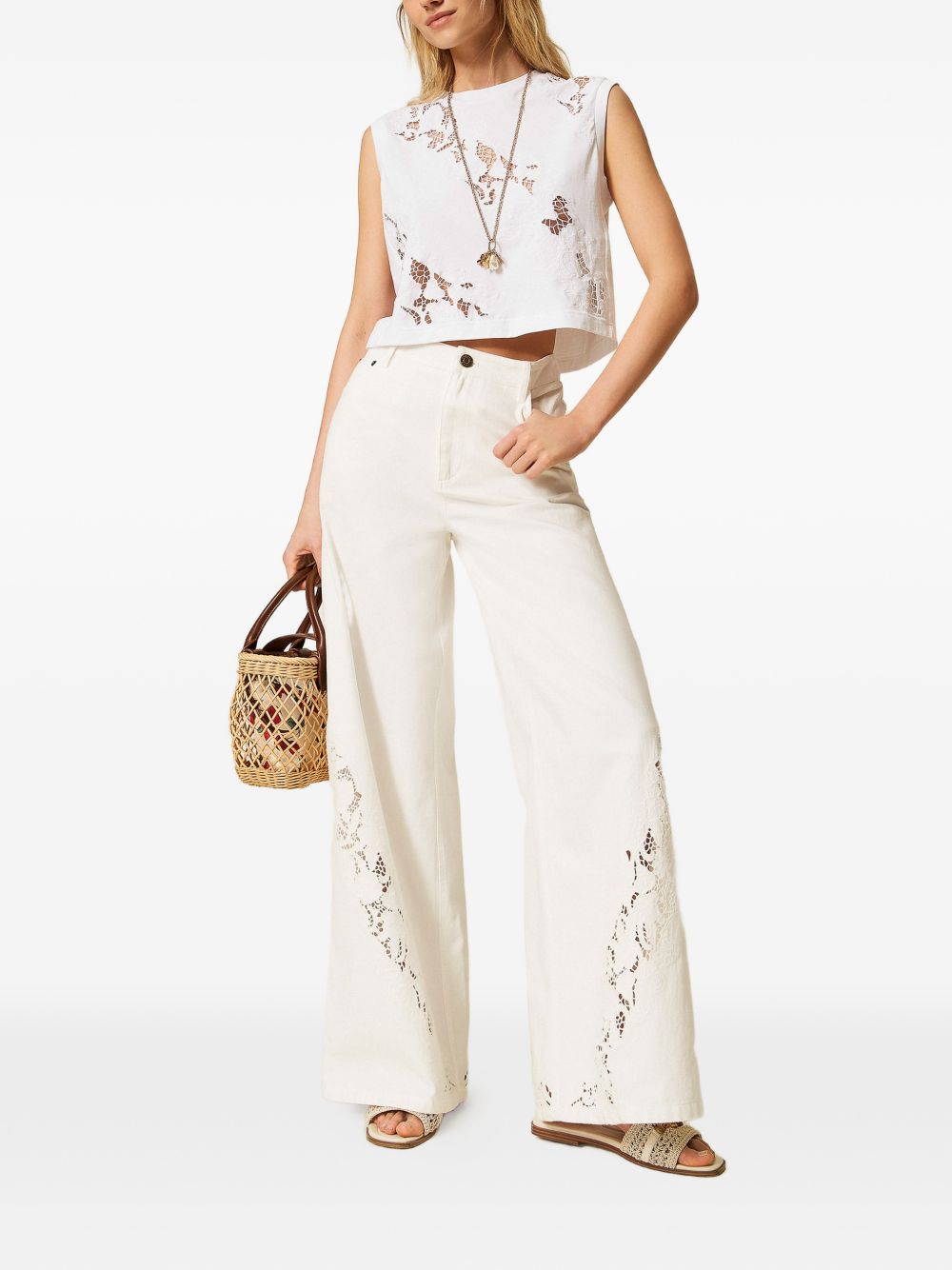 TWINSET T-shirt senza maniche in cotone bianco con ricami 