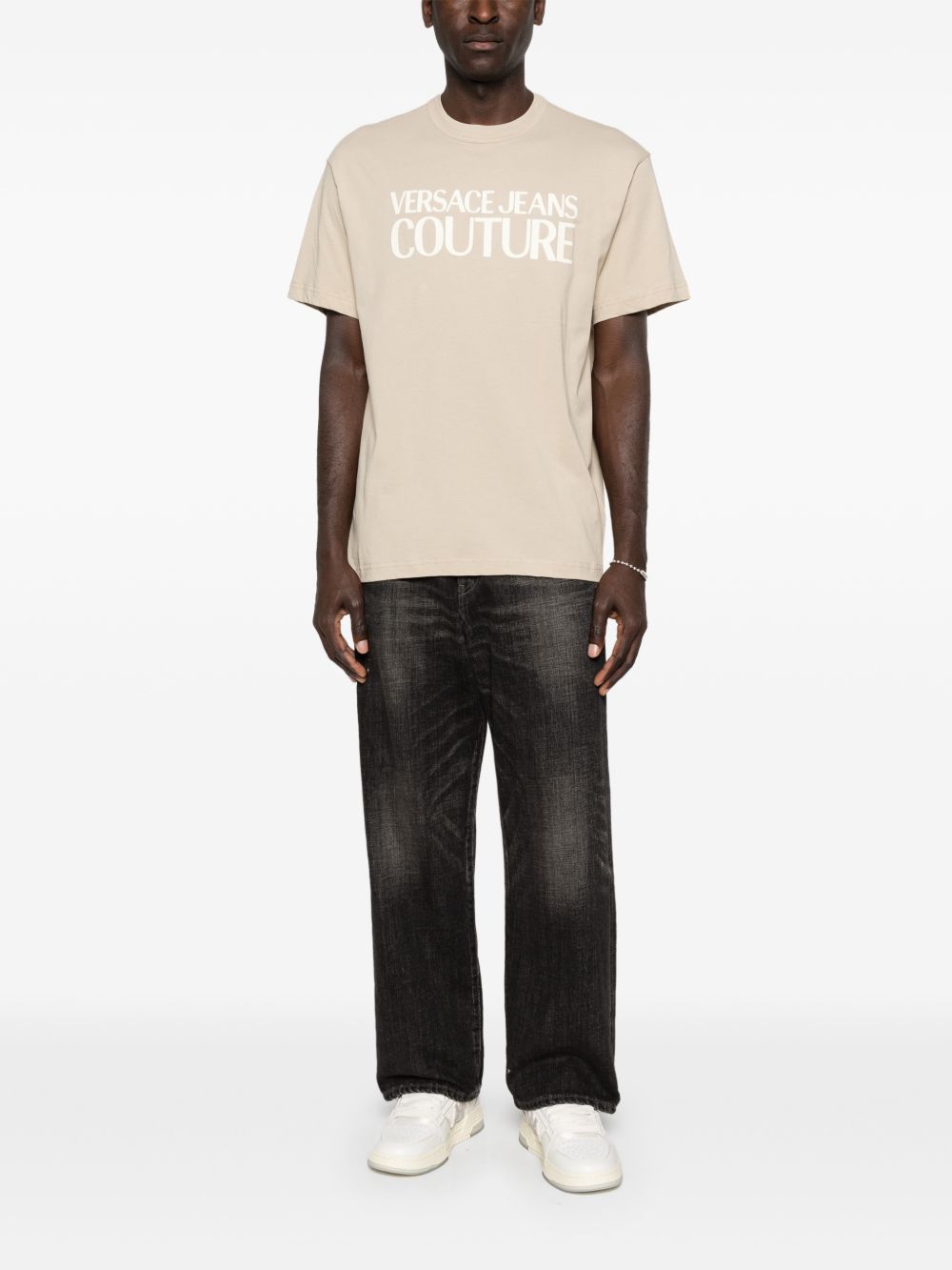 VERSACE JEANS COUTURE T-shirt in cotone a maniche corte beige con stampa 