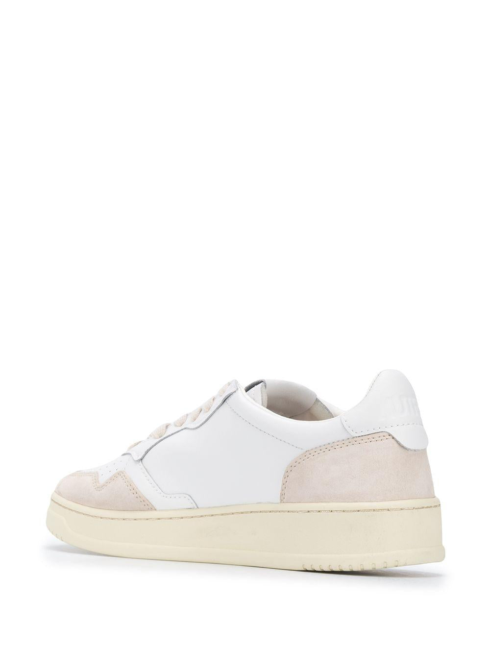 AUTRY Sneakers Medalist bianca con camoscio 